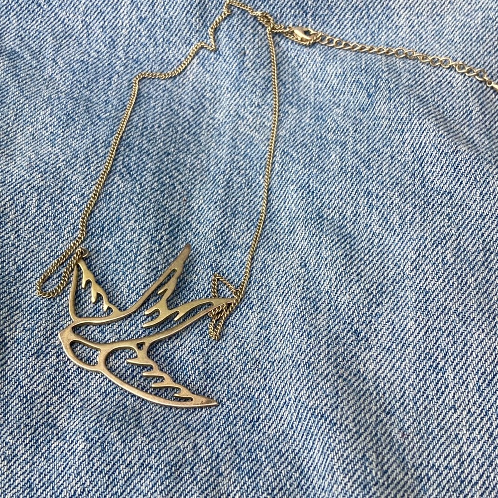 Flying Bird Necklace 18” + 2”
